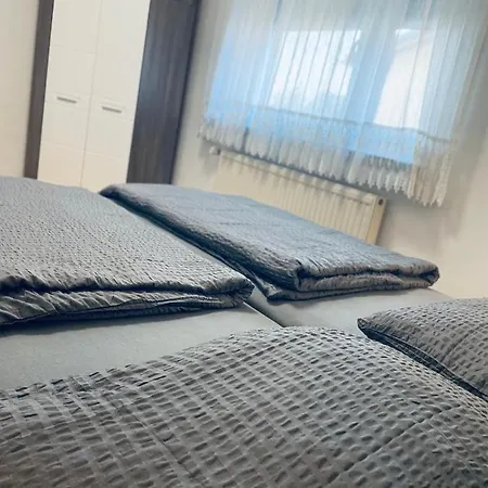 Relax - Апартаменты *